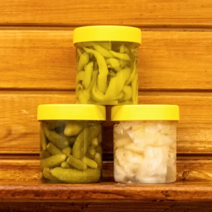 salatalık turşusu, lahana turşusu, acısız sivri biber turşusu